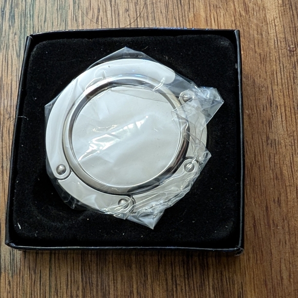 Silver Purse Hook - 6pk - Picture 3 of 4